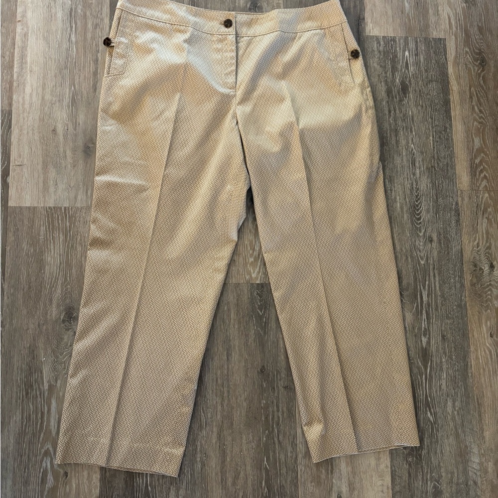 Woman’s Talbots Classic Tailored fit Cropped Pants Sz 16P
